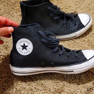 Converse size 7.5
